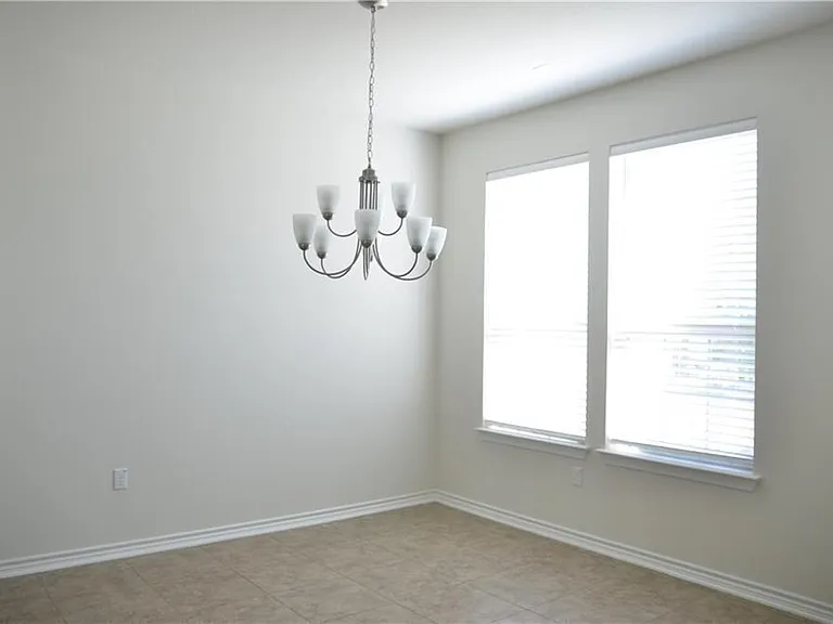 14403 McCoy Loop — Photo 4