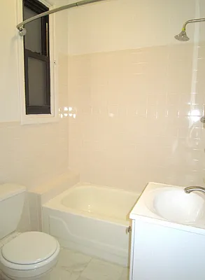 Rented by City Connections Realty | media 17