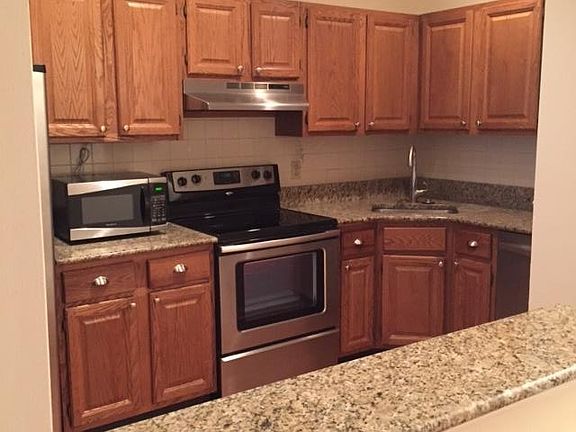 Granite & Stainless Kitchen