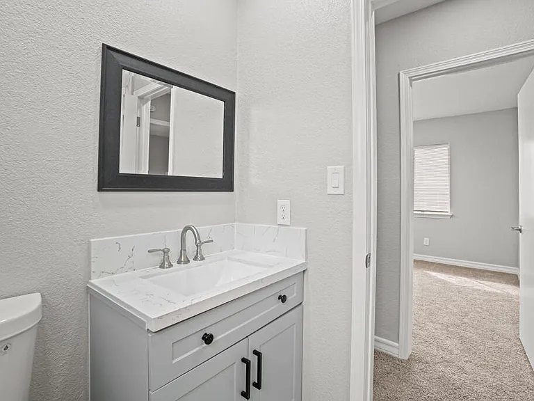 12115 Royal Woods Dr — Photo 31