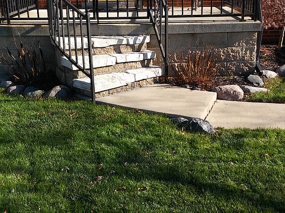 2nd image of 1061 Lindbergh St