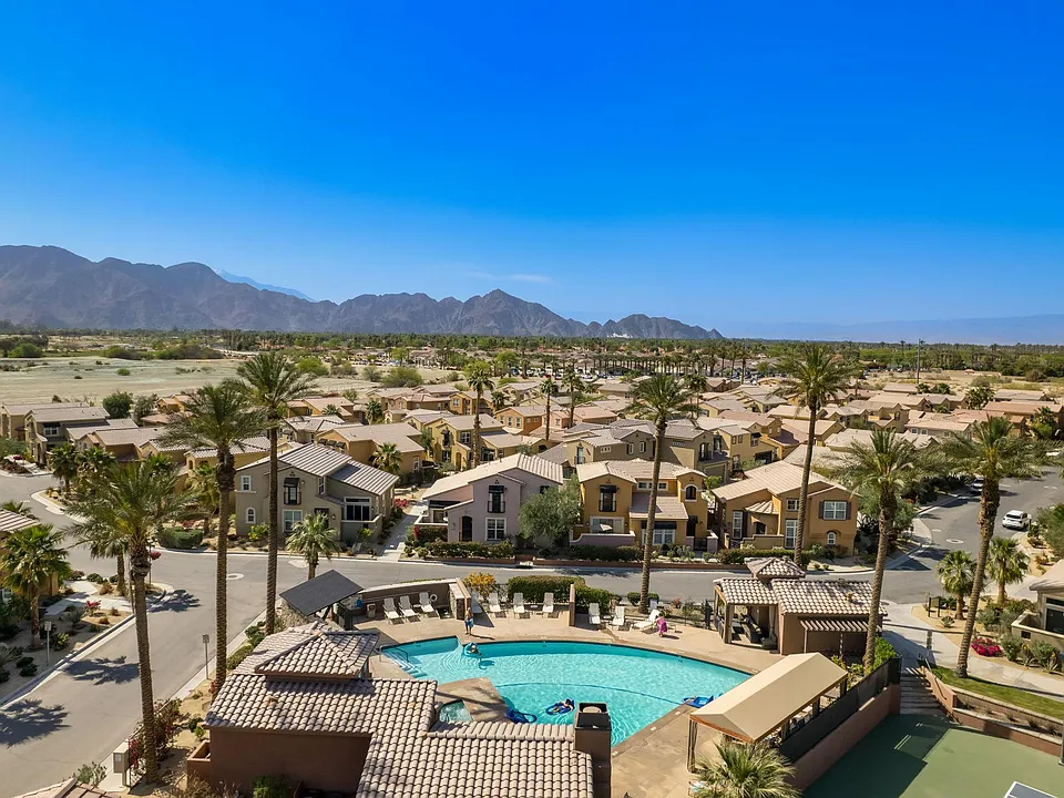 52230 Desert Spoon Ct