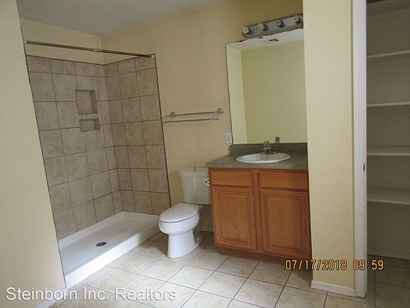 5th image of 1821 Bellamah Dr