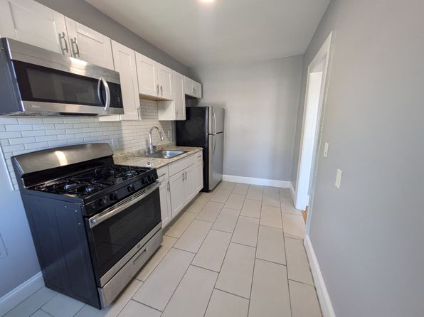 308 Main St #14A