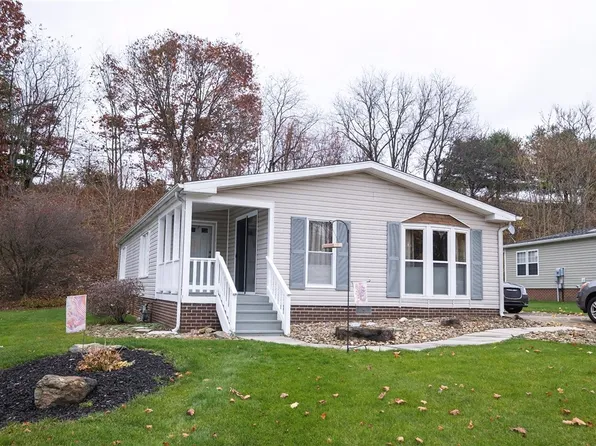 252 Rock Lake Dr, Zelienople, PA 16063