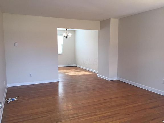 2nd image of 1824 Northwest Ct #86