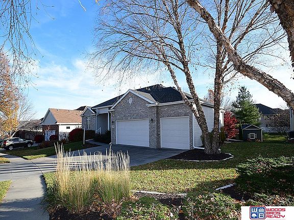 3rd image of 4910 Thomasbrook Ln