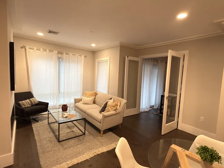 214 Market St #301 — Photo 7