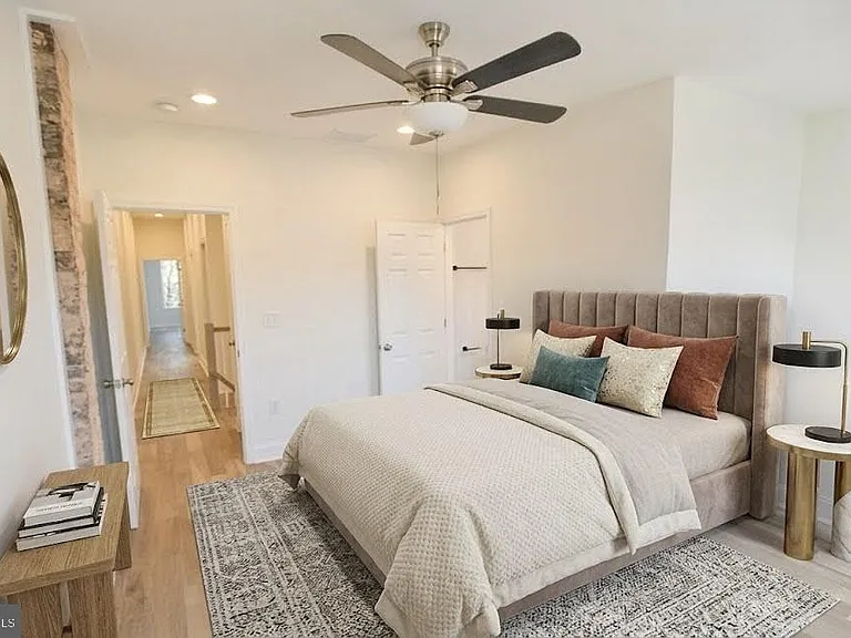 1227 Washington Blvd — Photo 10