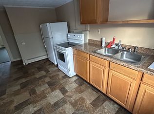 137 Reynolds St #C, Danielson, CT 06239