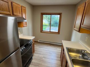 215 10th St SE APT 2, Rochester, MN 55904