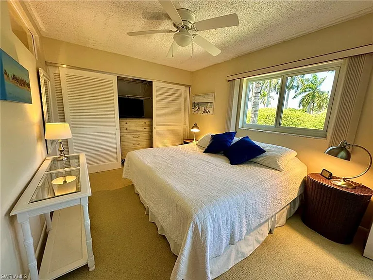 555 Park Shore Dr #B-205 — Photo 18