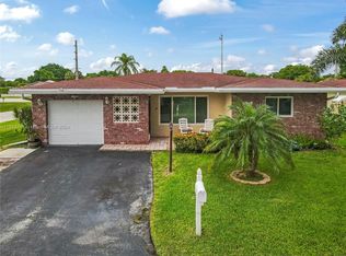 1071 NW 49th St, Pompano Beach, FL 33064