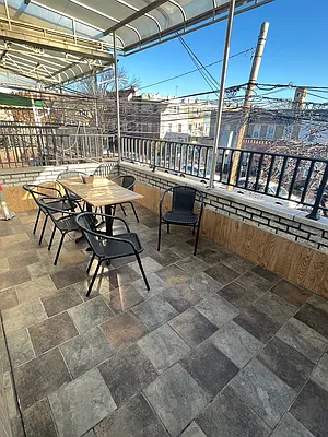 Rented by Think Properties | media 9