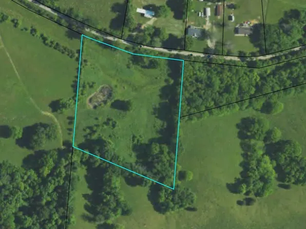 Day Rd, Owingsville, KY 40360