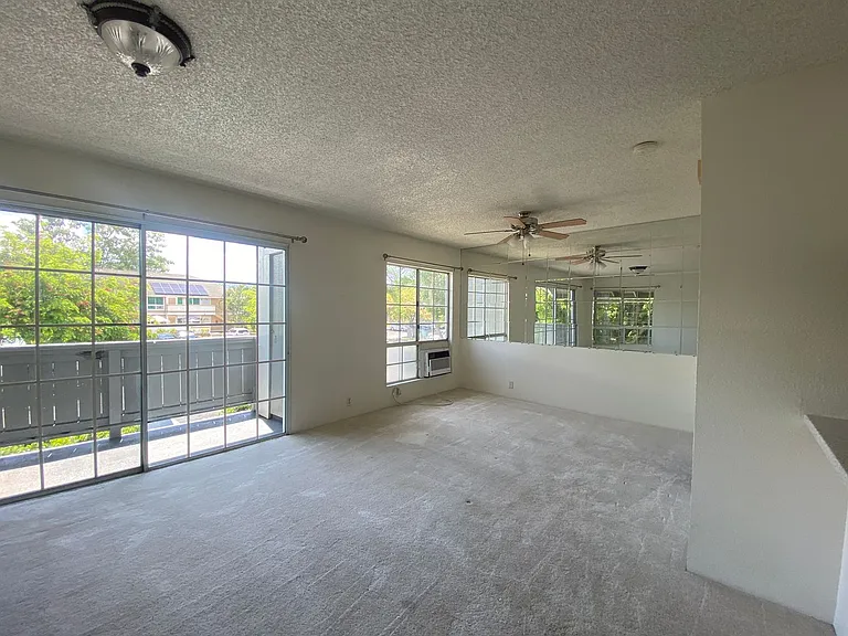 383 Mananai Pl #U — Photo 5