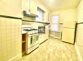 9104 79th St #2B, Woodhaven, NY 11421