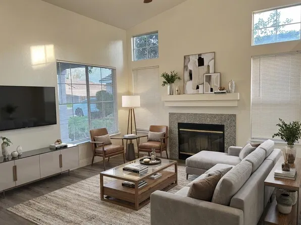 4455 N Carnegie Ave, Fresno, CA 93722