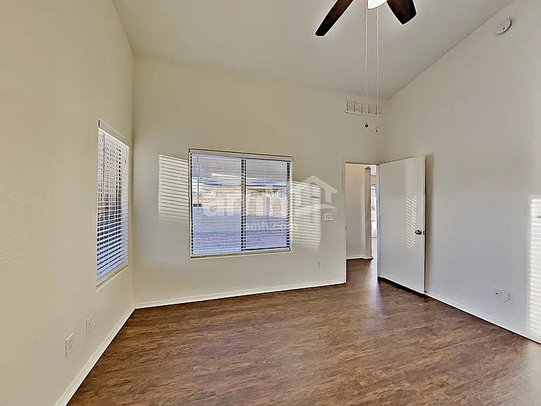 13984 N 134th Dr — Photo 11