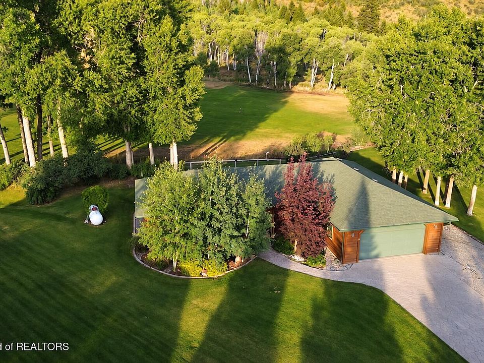 1st image of 38 Porto Cir