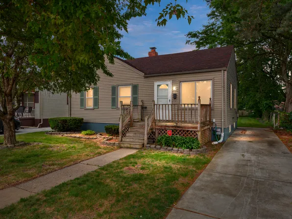 26080 Blumfield St, Roseville, MI 48066