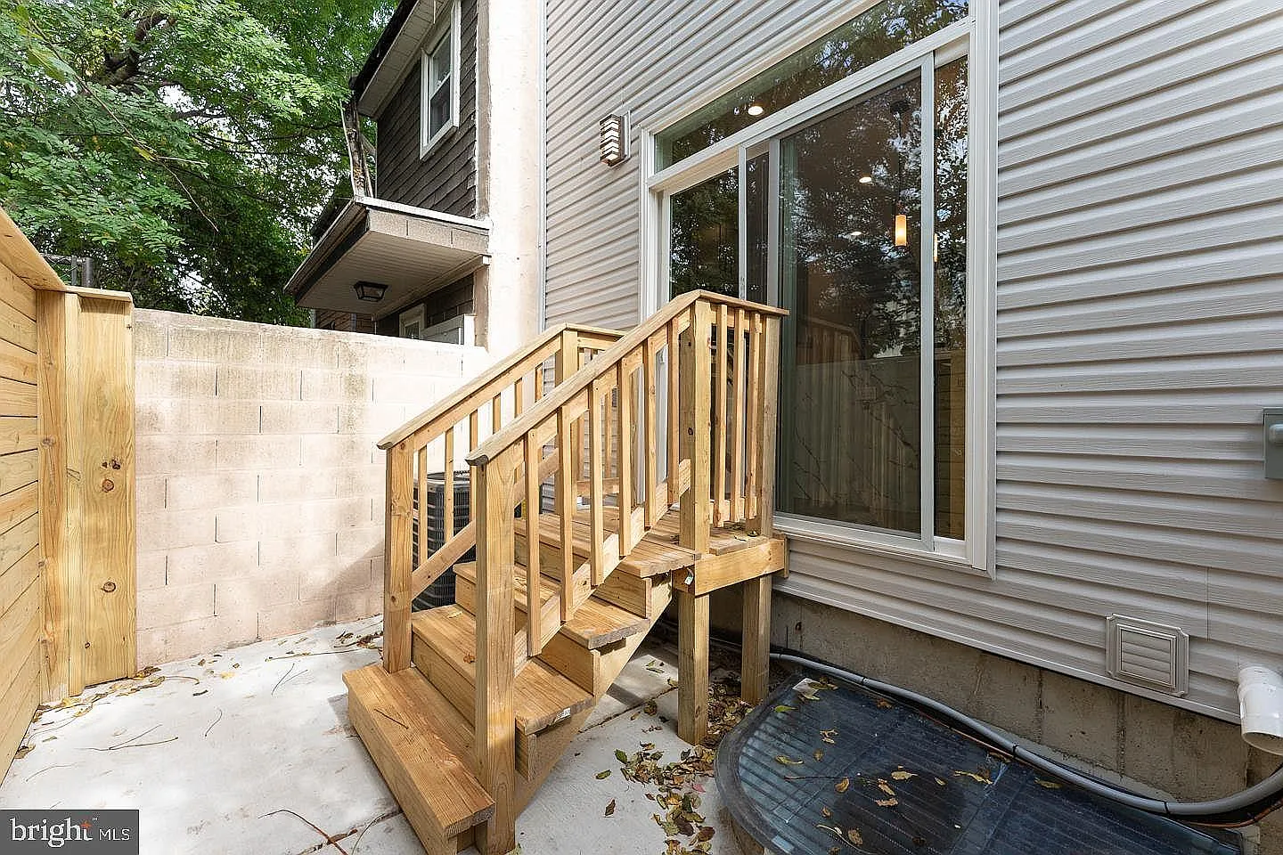 2127 N Randolph St — Photo 4