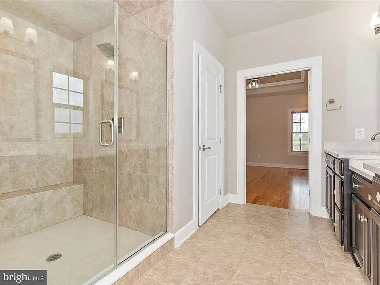 3838 Fulham Rd — Photo 19
