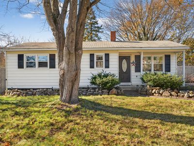 5 Robin Lane, Clinton, CT, 06413