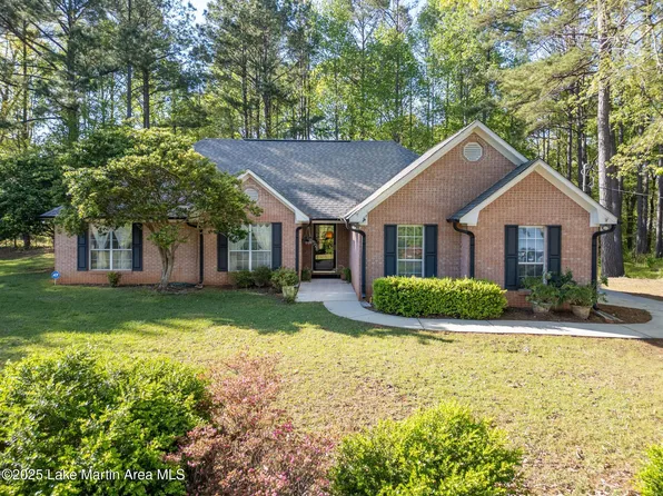 45 Water Oak Ln, Jacksons Gap, AL 36861