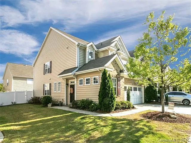 12220 Red Rust Ln