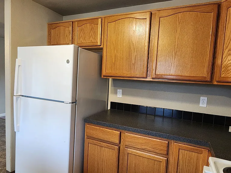 204 N Harrison St — Photo 22