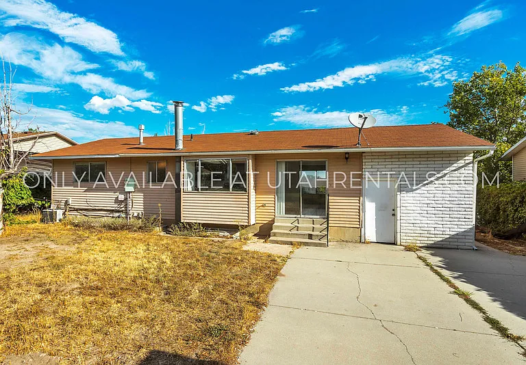 7367 W Jefferson Rd — Photo 4