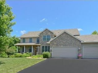 6882 Deer Ct, Centerville, MN 55038
