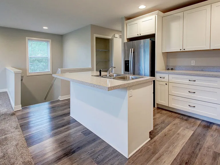 298 Northwest Xing — Photo 10