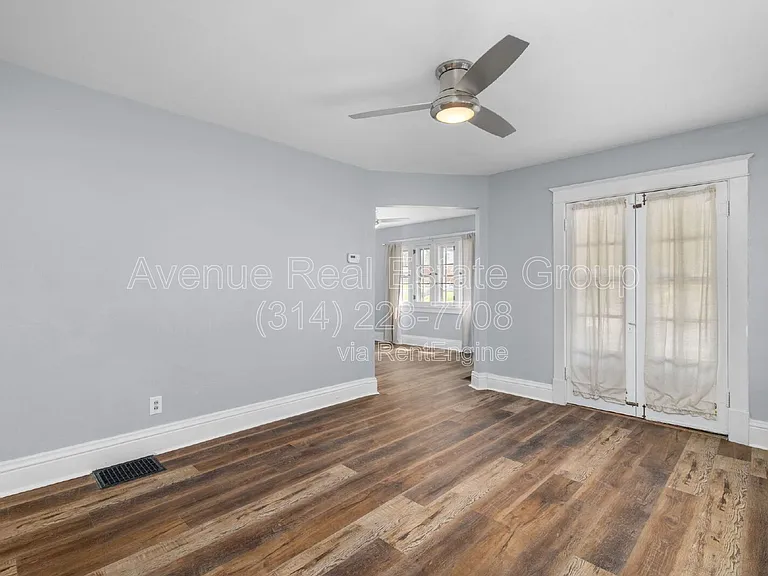 8009 Monroe Ave — Photo 16