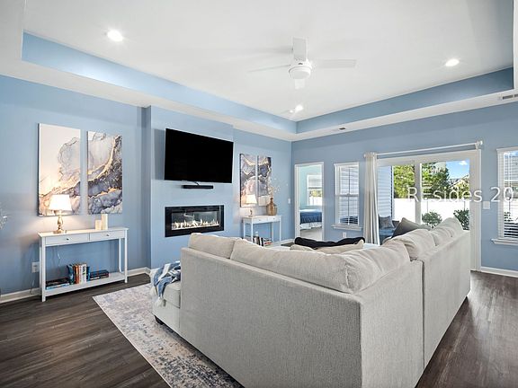 2nd image of 88 Parsons Pl