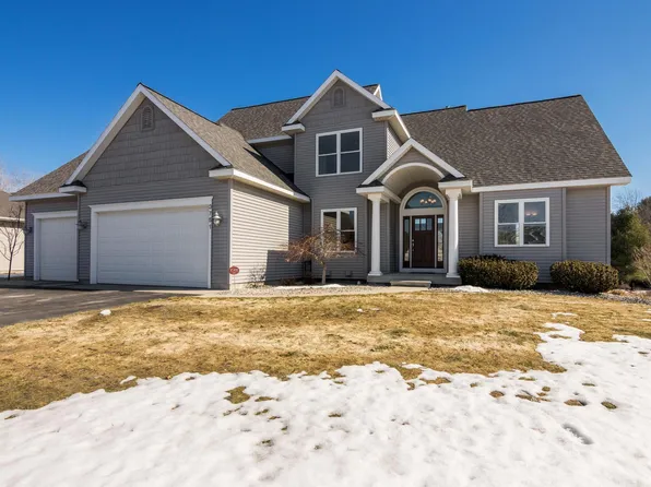 3751 Stoneridge Dr, Traverse City, MI 49684