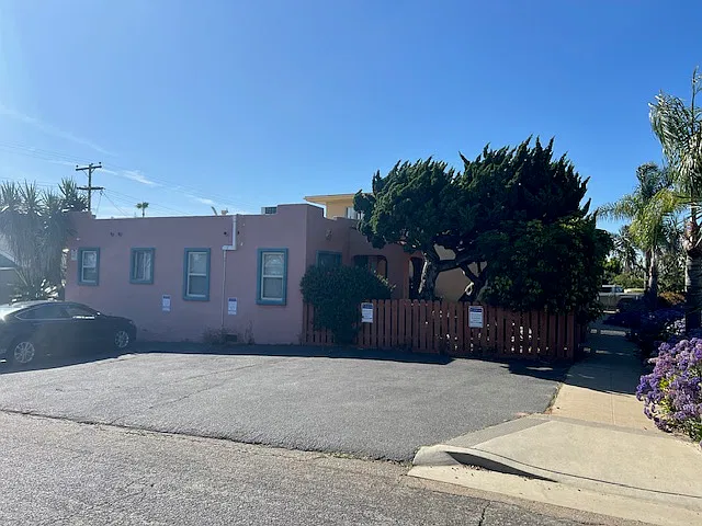 827 S Tremont St — Photo 15