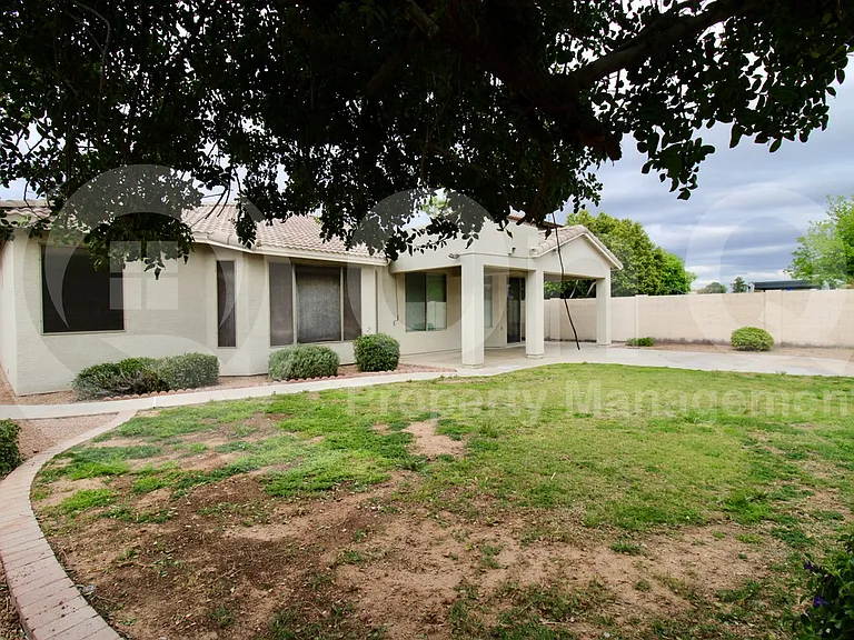 1199 E Browning Pl — Photo 26