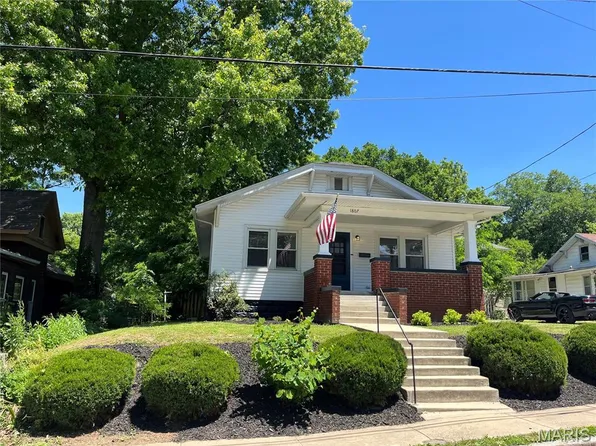 1807 Clawson St, Alton, IL 62002