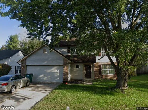 1025 Killian Dr, Mooresville, IN 46158