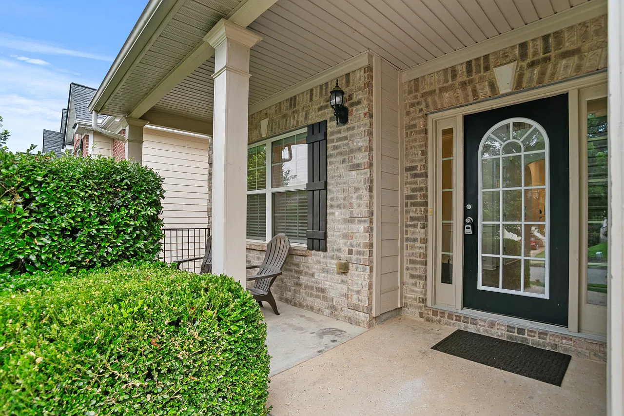 5 bed, 2854 sqft, $2,295 — Photo 3