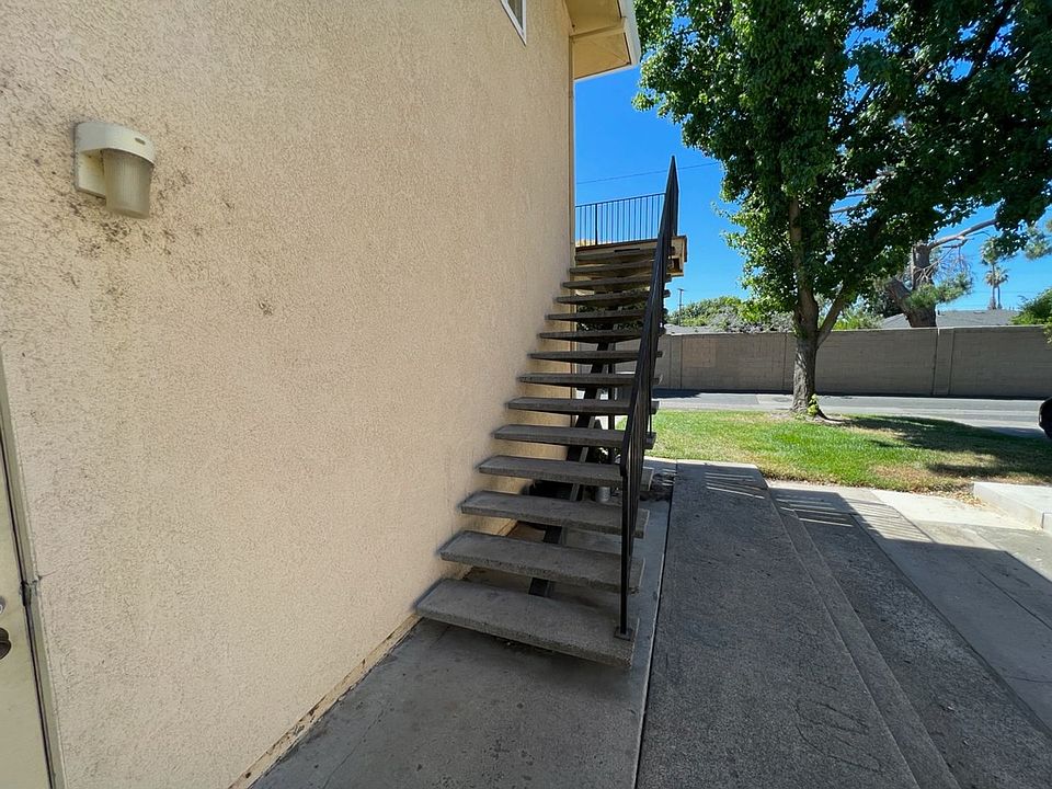 Palisade Ave Fourplex Apartment Rentals Modesto, CA Zillow