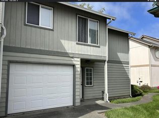 3266 Matthew Ln, Fortuna, CA 95540