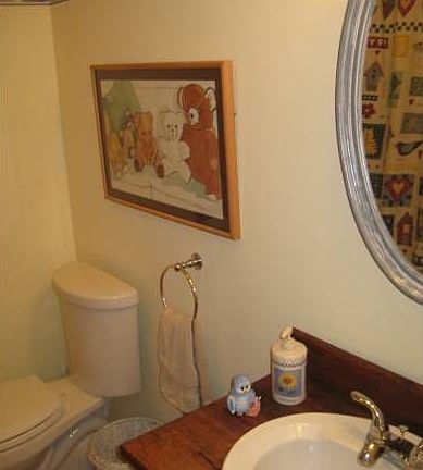 5th image of 10814 Tahoma Dr