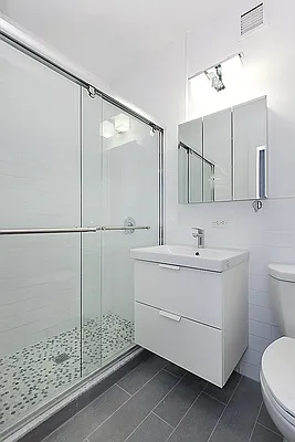 Rented by Bold New York | media 9