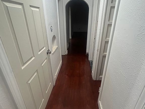 4th image of 18044 Alcoy St