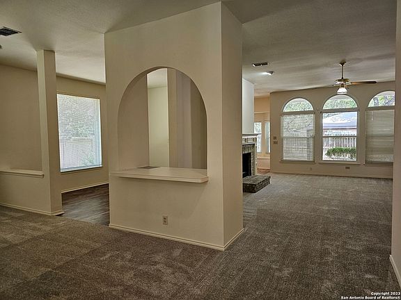 2nd image of 14711 OAK BRIAR