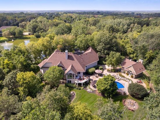 9690 Towering Oaks Curv, Prior Lake, MN 55372