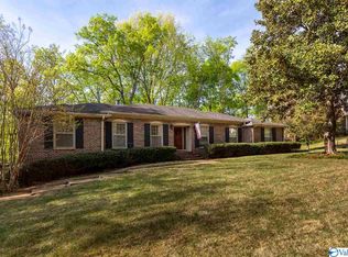 2707 Fanelle Cir SE, Huntsville, AL 35801